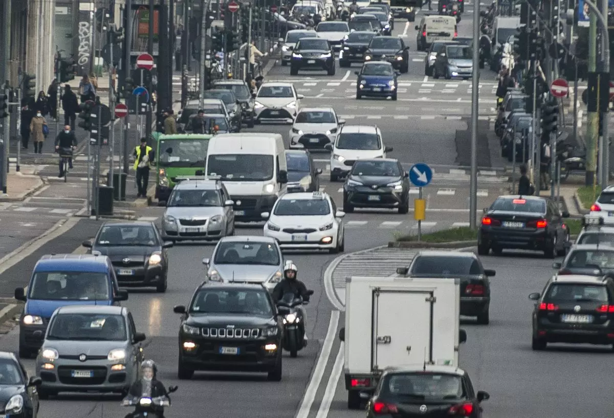 Ad aprile il mercato dell’auto +2,7% su base annua